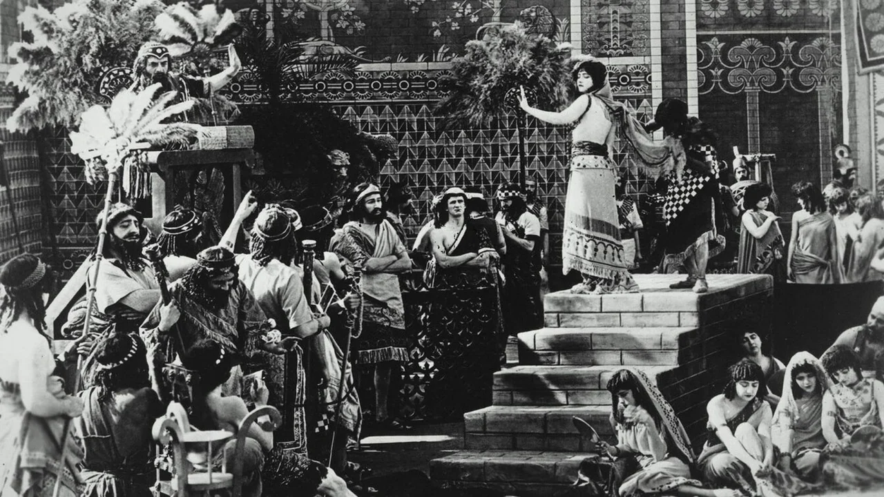 Фильм Нетерпимость (1916)
